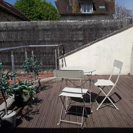 Belle Maison Au Coeur De Recloses 外观 照片