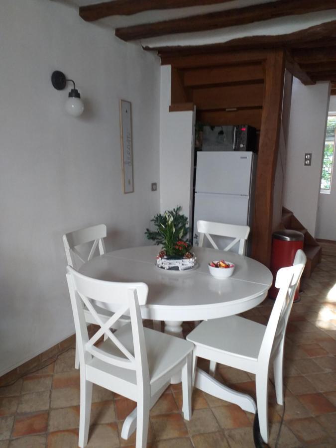 Belle Maison Au Coeur De Recloses 外观 照片